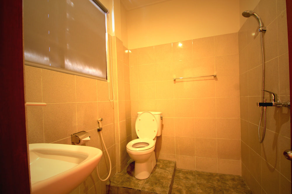 Jesens Inn I Кута Екстер'єр фото